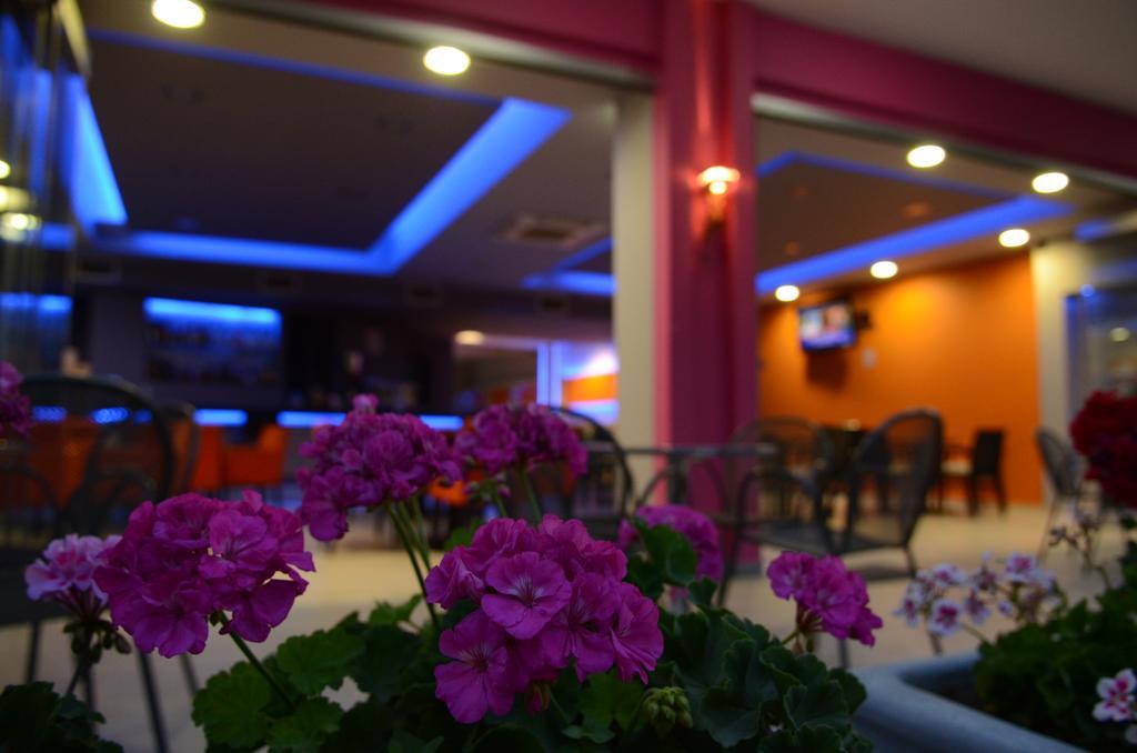 Papanikolaou Rooms Neochori  Екстериор снимка