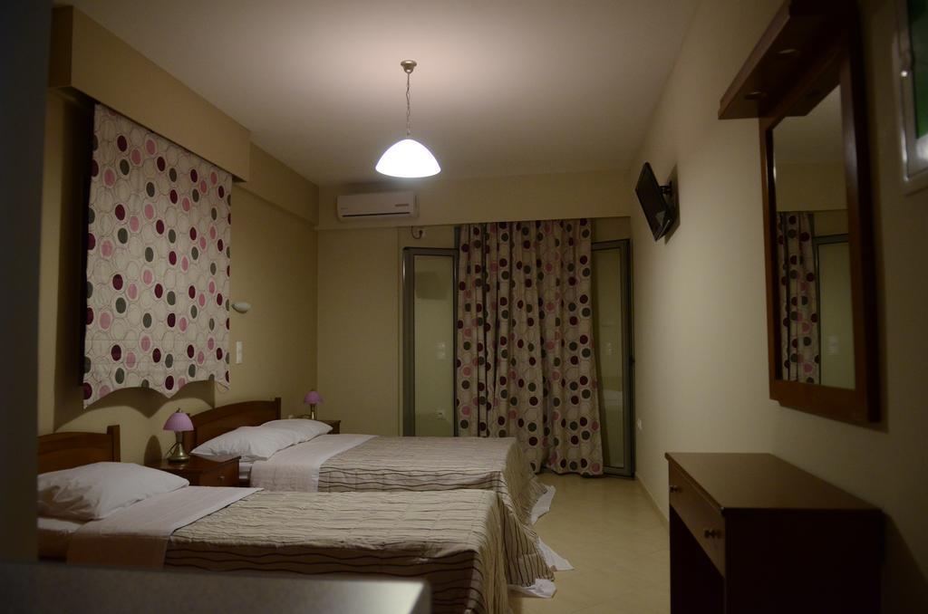 Papanikolaou Rooms Neochori  Екстериор снимка